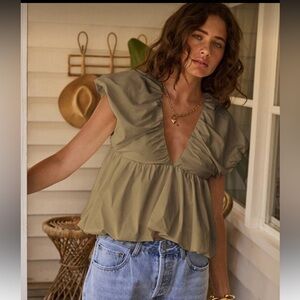 Aralina Deep V-Neck Bubble Hem Top